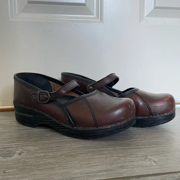 Dansko clog with ankle strap